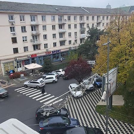 Garsoniera Centru Vechi English Park Craiova Luaran gambar