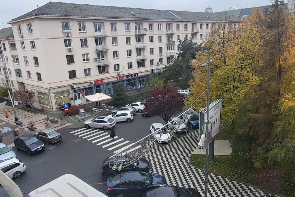 Garsoniera Centru Vechi English Park Craiova Luaran gambar